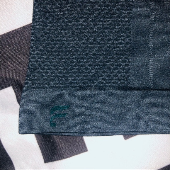 Fabletics Set - Picture 9 of 9